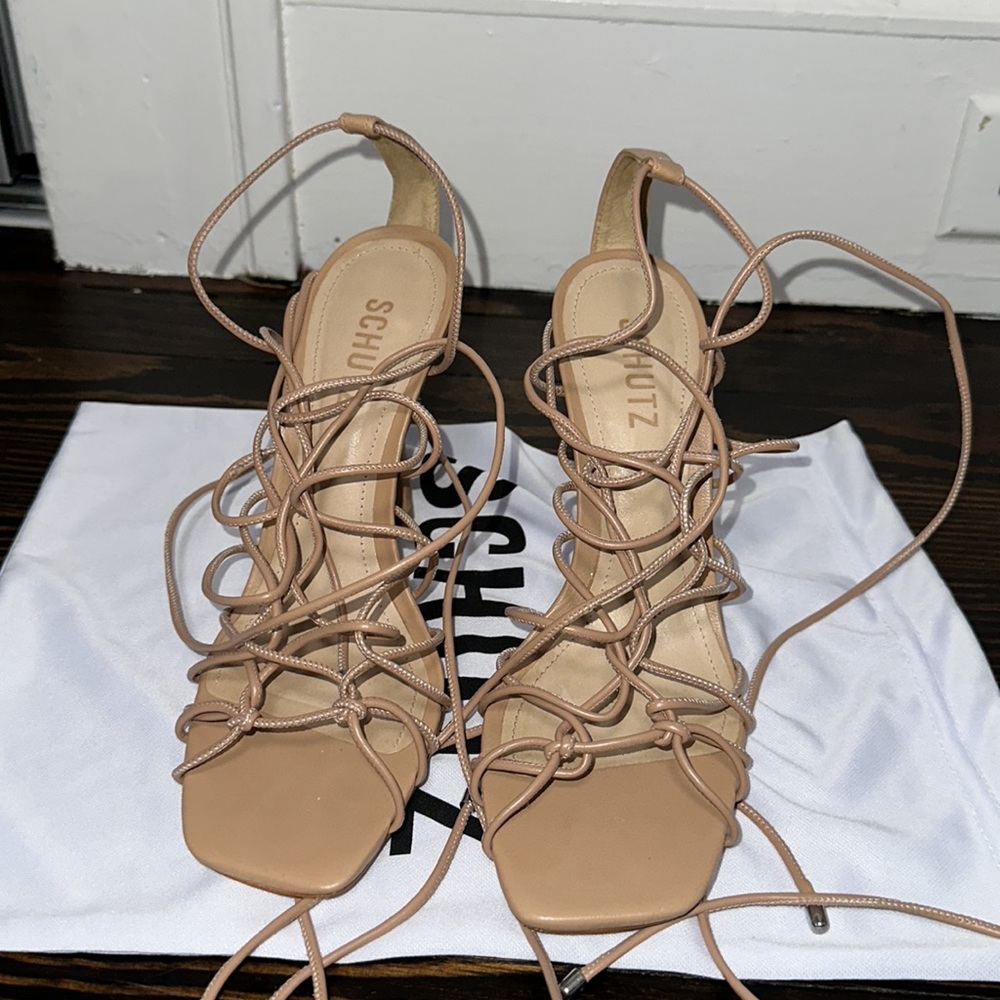 Schutz Heyde Heel